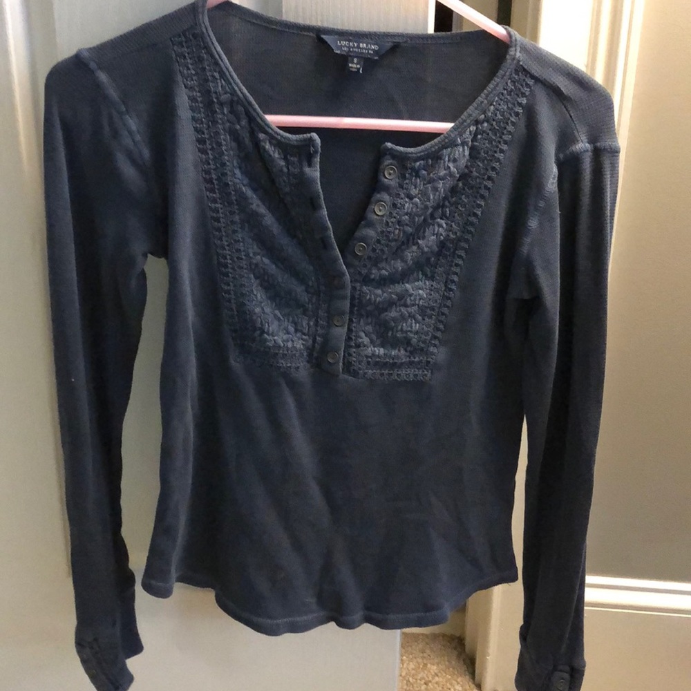 Lucky brand long sleeve shirt worn once